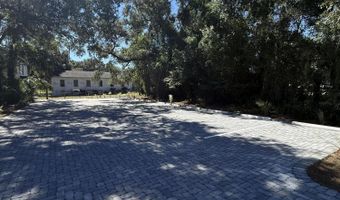 205 Ribaut Rd A, Beaufort, SC 29902