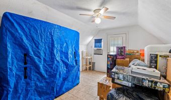 634 Alapaha River Dr, Alapaha, GA 31622