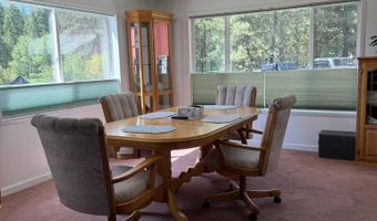 643 S Main St, Cascade, ID 83611