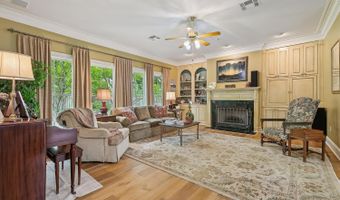 17919 Cascades Ave, Baton Rouge, LA 70810