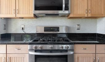 84 Wales St, Cranston, RI 02920