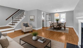 169 Ridgewood Dr, Amherst, NY 14226