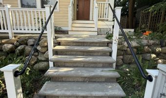 922 Catherine St St, Ann Arbor, MI 48104