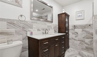 4122 Denise Dr, Ashtabula, OH 44004
