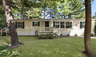 8 King Philip Rd, Coventry, RI 02816