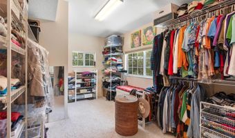 18525 LAKE Rd, Altoona, FL 32702