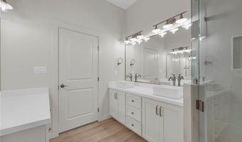 1007 Broken Arrow Dr, Alamo, TX 78516