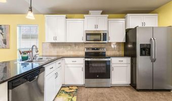 121 Acacia Ln, Abbeville, LA 70510