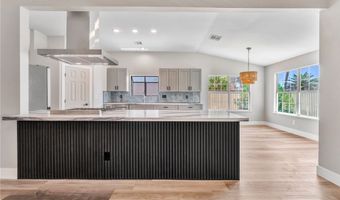 5121 Burr Oak Dr, Las Vegas, NV 89130