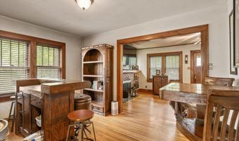 818 Northwestern Ave, Ames, IA 50010