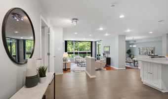 4956 SENTINEL Dr 9-402, Bethesda, MD 20816