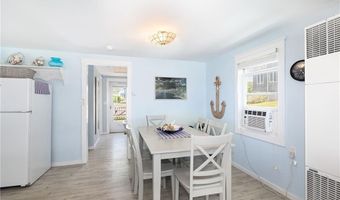 11 Woodruff St, Narragansett, RI 02882