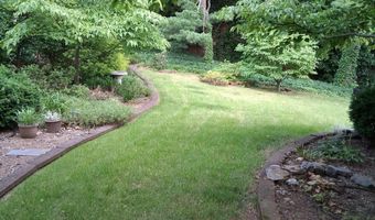 2700 BRYAN Pl, Alexandria, VA 22302