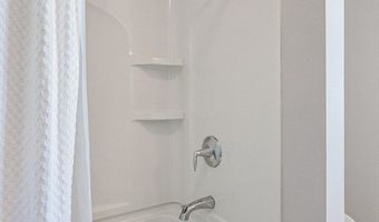 142 Bellwood Cir 142, Bellingham, MA 02019