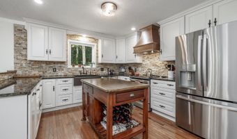 68 Malaga Way, Hot Springs Village, AR 71909