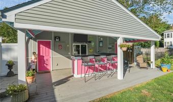 30 Eldredge Ave, East Greenwich, RI 02818