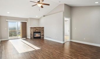 1810 Goose Lake Cir, North Liberty, IA 52317