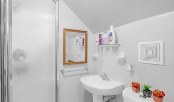 157 E Hill Valley Dr, Indianapolis, IN 46227