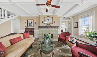 260 Ocean Ave, Amityville, NY 11701