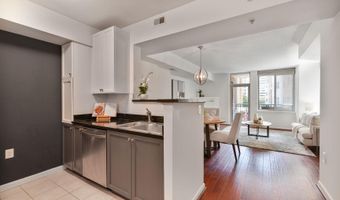 851 N GLEBE Rd 409, Arlington, VA 22203