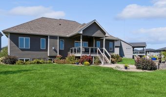 3205 Fieldstone Ct SE, Altoona, IA 50009