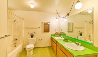 520 Seely Ave, Aromas, CA 95004