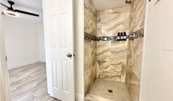 122 S BULOVA Dr, Apopka, FL 32703