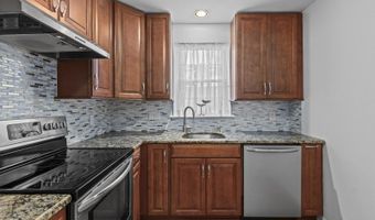 98 Wood Duck Ct, Allamuchy Twp., NJ 07840