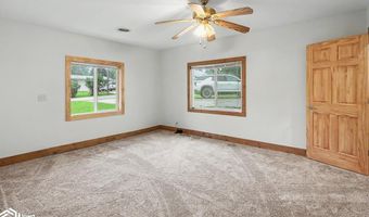 904 6th Ave E, Albia, IA 52531