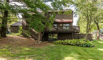 22 Haverhill Ct, Ann Arbor, MI 48105