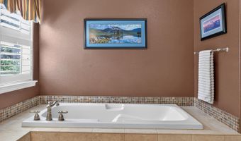 61042 Chamomile Pl, Bend, OR 97702