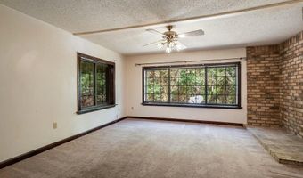 5311 Old River Rd, Baker, FL 32531