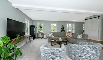 835 Appaloosa Run, Aurora, OH 44202