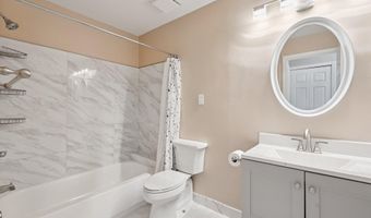 20590 CORNSTALK Ter 202, Ashburn, VA 20147