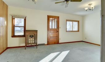 807 S 3rd St, Armstrong, IA 50514