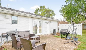 206 Shannon Dr, Anna, OH 45302