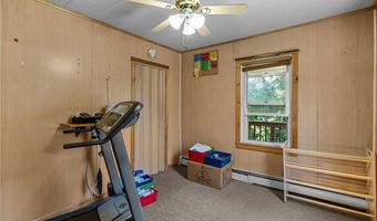43 Pearl St, Lincoln, RI 02838