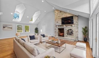 12 Laomatong Way, Bedminster, NJ 07921