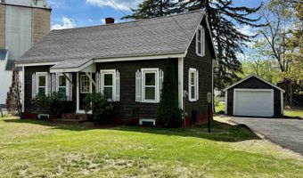 516 Hall St, Bow, NH 03304