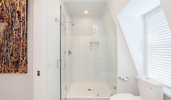 23 Catherine St, Newport, RI 02840
