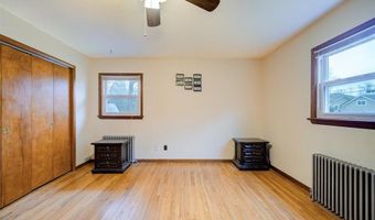 20 Provost Dr, Airmont, NY 10901