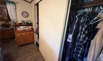 1667 NE County Rd 13004 Rd, Adrian, MO 64720