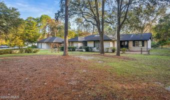 100 Thomas Sumter St, Beaufort, SC 29907