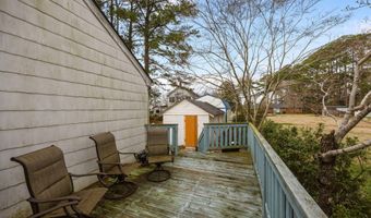 225 N 6th St, Aurora, NC 27806