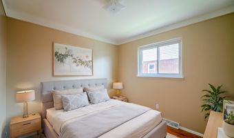 14557 Michigan Blvd, Allen Park, MI 48101