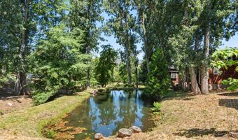 2277 Siskiyou Blvd, Ashland, OR 97520