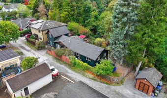 2412 W North St, Bellingham, WA 98225