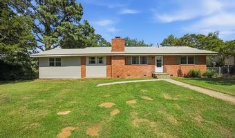 696 N Hickory St, Atoka, OK 74525