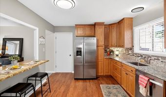 1428 Tahoe Valley Ct, Ballwin, MO 63021