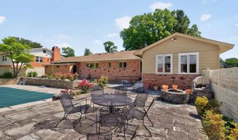 5800 PLAINVIEW Rd, Bethesda, MD 20817